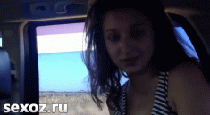 Милая украинская дивчина сосёт хахалю в машине на камеру
